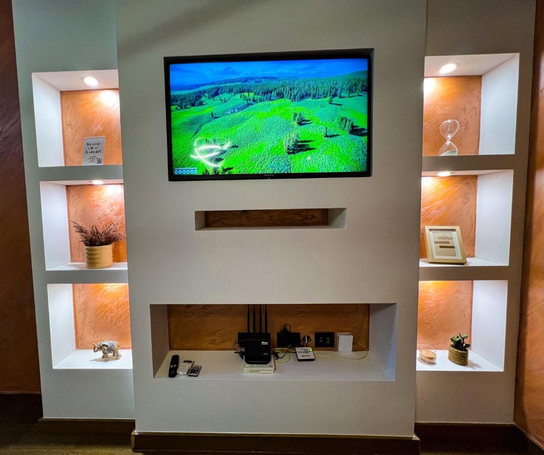 Apartment Hills By Rent A Car Mi