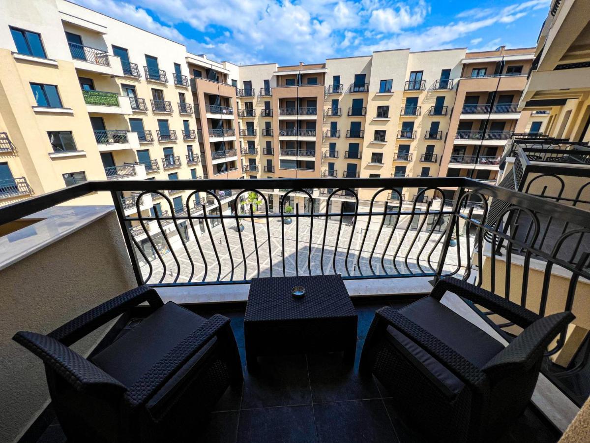 Apartment Hills By Rent A Car Mi *